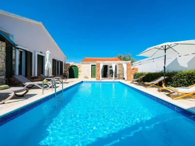 Villa with Private Pool and Terrace