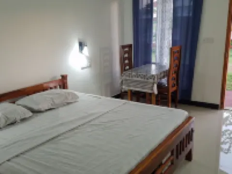 Jeys Place Hotels in Nilaveli