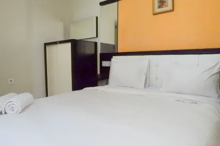 Best Deal 2Br Apartment at Dian Regency Near Its Отели в г. Sukolilo