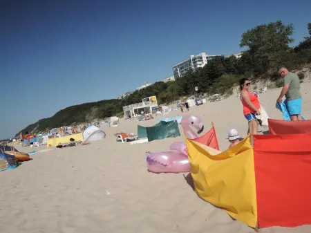 Residence in Zastan with Lake Access Отели в г. Волин