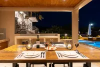 Paris Family Villa!