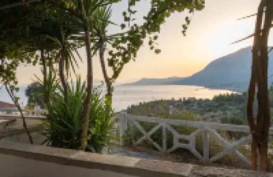 Apartment with Pool and Panorama View