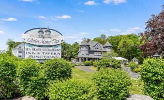 Castle Manor Inn