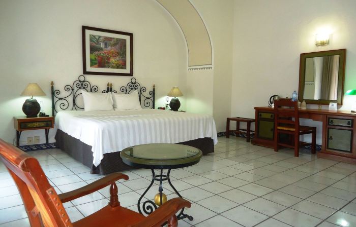 Hotel Concierge Plaza Colima