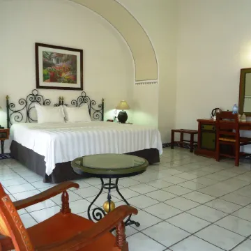 Hotel Concierge Plaza Colima