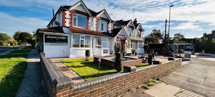 Acorn Lodge Hotel Gatwick & Parking Hotels in Horley