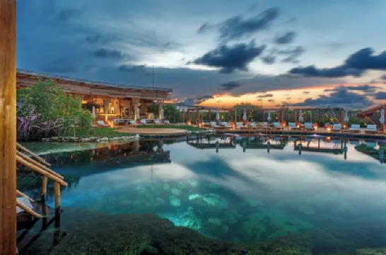 호텔 시바리 툴룸 - 레스토랑 & 세노테 클럽 사우스 툴룸 비치 주변 호텔