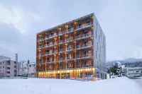 Fenix West Отели рядом с достопримечательностью «Frano Elementary School»