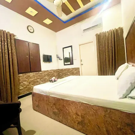 Rehaish Inn