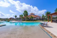 Bright and Spacious Apartments at Century Stone Hill North in Pflugerville, Austin - Swimmingpools