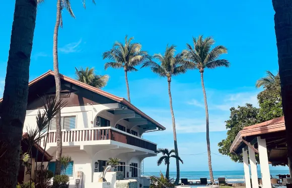 珊瑚海灘俱樂部酒店