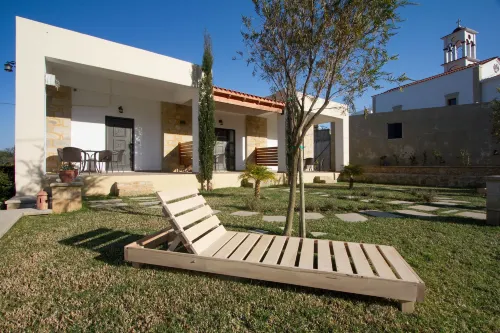 Agarathos Rooms & Pool Kaliviani -on the Road to Balos - Flughafentransfer