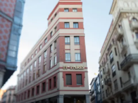 Hostal Paris Hotels near National Museum of Sculpture