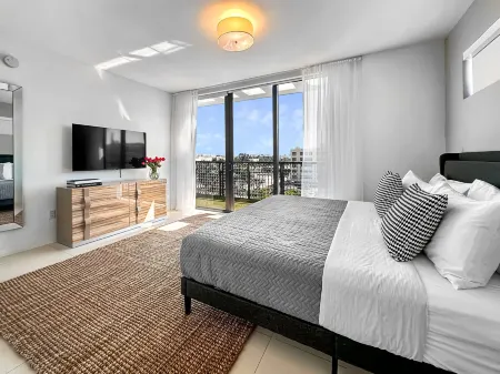 Bay Breeze Premium Apartments by Eskape Collection