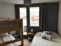 58 m2 apartment warm at the foot of the slopes with open views south
