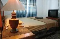 Tunjung Nyaho Guest House ( Tng )