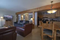 Cozy Ground Level Condo with Wood-Burning Stove - Charming Mountain Retreat