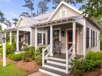 Cozy Cottage with Pool and Dining Options - Charming Waterfront Retreat Hotels in Pamlico County