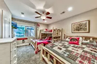 Mountain Retreat with Modern Decor and Air Conditioning - Charming Haven