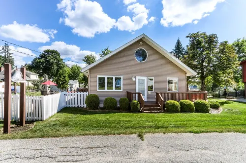 Filtered Lake Views and Massive Deck - Charming Lakeside Haven