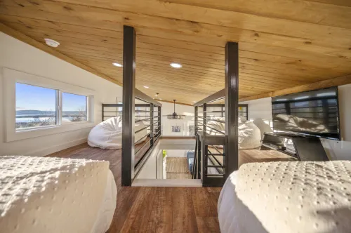 Shadowrock - Luxury Tiny Home with Amazing Views Hotels in Pushmataha County