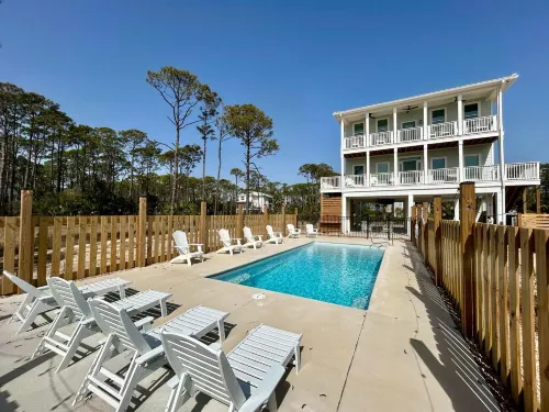 The Sea Salt Sandcastle Hotels in Saint George Island