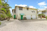 Charming Coastal Retreat with Shared Pool - Stunning Beach Access