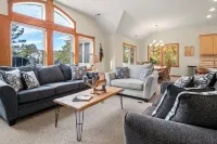 Waterfront Retreat with Private Pool and Game Room - Spectacular Escape