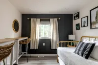 8BR | BBQ, Garden Retreat | Des Moines | Sophari - 2-Star