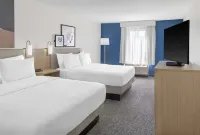 Spark by Hilton Lansing - spa