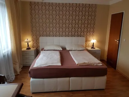 Rheinischer Hof Отели в г. Леверкузен