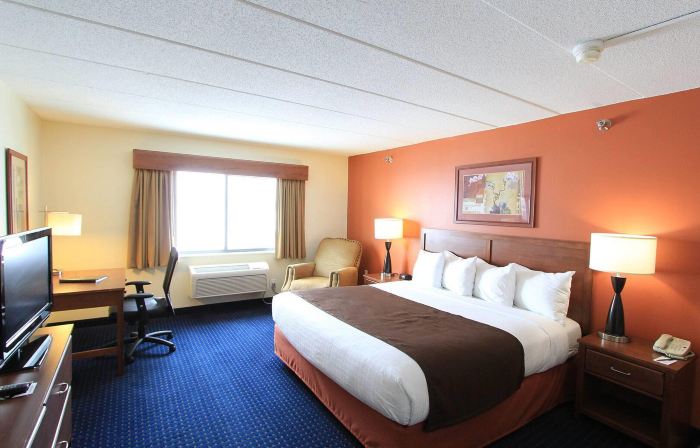 AmericInn by Wyndham Cedar Rapids/CID Airport