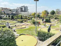 컴포터블 스튜디오 비트 아 뷰 오버 더 시티  호텔