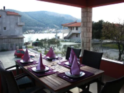 Exquisite Villa with Private Hot Tub in Grebaštica Hotels in 