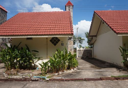 5. 라차프룩 리조트..