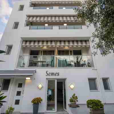 Semes Luxury Apartments by Estia Hotel Exterior