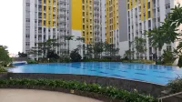 Relaxing 2Br Apartment at the Springlake Summarecon Hotels in North Bekasi
