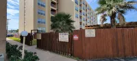 Gulfview II #408 Отели в г. Порт Исабел