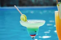 Sunshine Bay Hotel - Adults Only - bar
