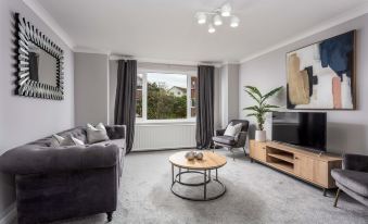 Leeward House - Donnini Apartments - Housity