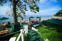 The Lakehouse Inn Geneva