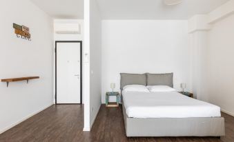 Largo Molina Studio II by Wonderful Italy