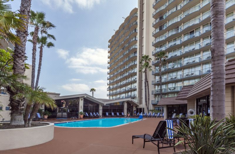 Wyndham San Diego Bayside photo 2