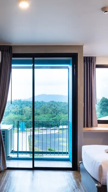 ห้องซูพีเรียร์ เตียงใหญ่ 1 เตียง