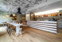 Boutique Hotel Corso 카를슈테인 호텔