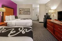 La Quinta Inn & Suites by Wyndham Naples East (I-75) Hotels in Lely Resort