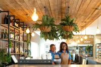 Formosa Bay - bar