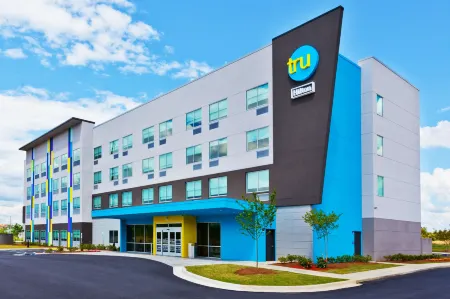 Tru by Hilton Auburn Отели рядом с достопримечательностью «Парк штата Чевакла»