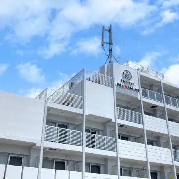 Mr.KINJO Manza Beachfront