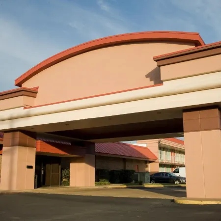 Express Inn & Suites